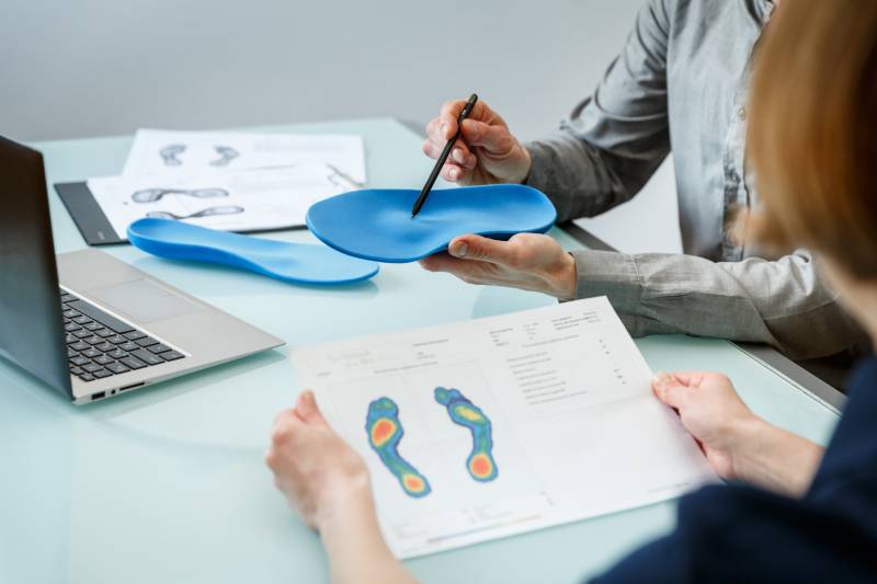 Professionnel de santé pour prise de mesure et moulage de pied gonflés avec prise en charge sécu à Aix-en-Provence